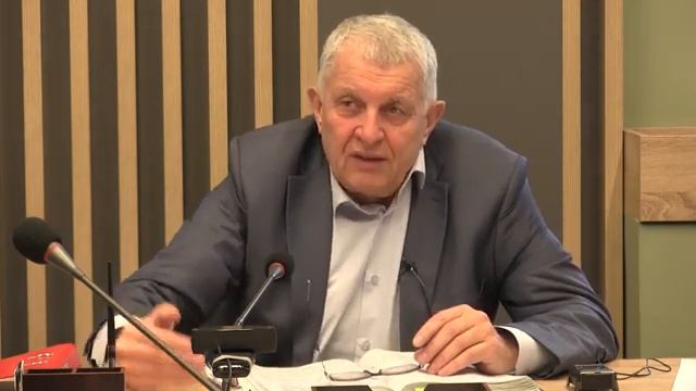 Политинформация. Сменяемость или жизнь