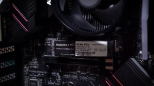 Building an EPIC Gaming PC in the Montech Sky One!