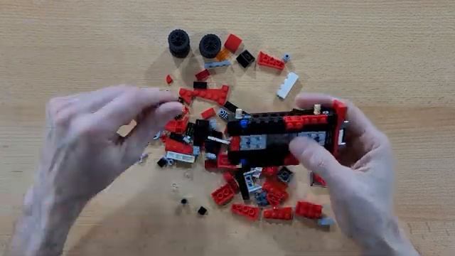 LEGO Creator 31100 Sports Car