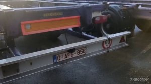 Дальнобой. Работа на контейнерах. Универсальное шасси для перевозки 2-х 20 фунтовых (ft) контейнеро