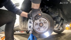 how to replce front brake pads jeep grand cherokee #jeepgrandcherokee #suspensionsystem