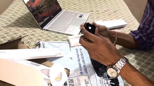 Apple Watch Unboxing॥#unboxing #apple #applewatch #applewatch se 44 MM॥Reshu Yadav