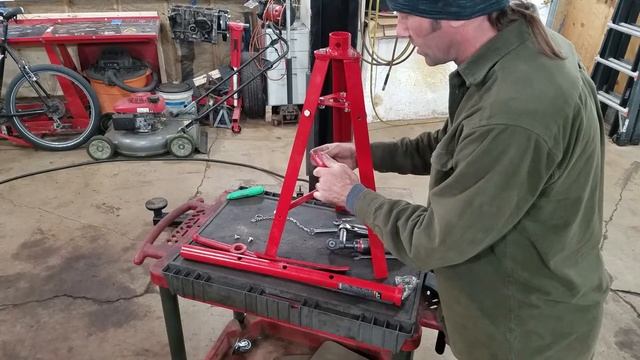 Short underhoist tripod stand on wheels assembly смотреть онлайн