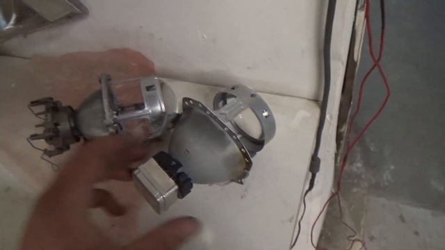 Mercedes-Benz Viano 2010. Ремонт фар.Bosch Al вместо Hella 2 смотреть онлайн