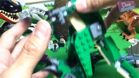 Lots of LEGO dinosaurs - Hybrids, T-Rex, Spinosaurus, Dilophosaurus