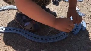 Robots Trains набор железная дорога и Кей. Дима играет в Роботы Поезда.