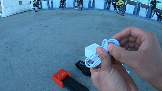 ZiiLock Review! Worlds First Foldable Smart Bike Lock l Fingerprint, Waterproof, Bluetooth, and App