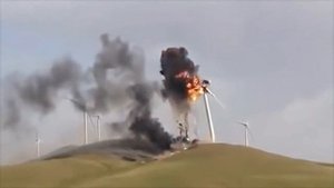 Пожар и разрушение ветряной турбины