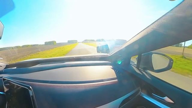 ПОБЕДА В БАМПЕР! BMW 535i GT vs Porsche Cayenne + BMW X6M vs BMW M550d + Infiniti M35x vs Audi Q5 смотреть онлайн