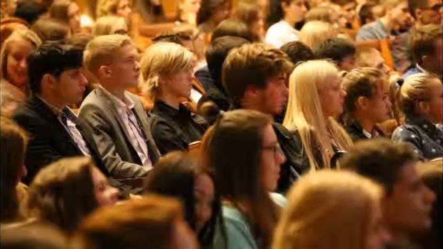 Посвящение в студенты на экономическом факультете РУДН