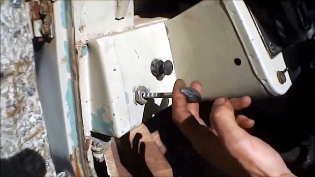 ЛУАЗ 1975 года. смотреть онлайн