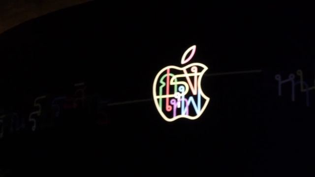 Apple Central World | kangg
