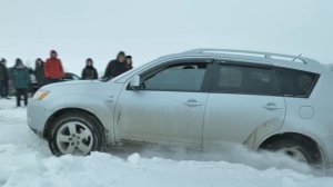 Как ГЕЛИК в горку BMW X5 тащит!