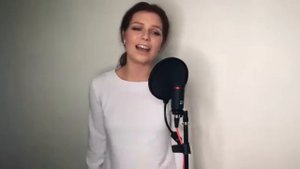 Алиса Супронова Нана на Чеченском