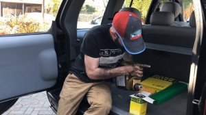 JEEP CHEROKEE / LIBERTY KJ OFF-ROAD PROJECT - Part 1 - Oil & Air filter change