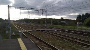 Поезд Стриж проезжает станцию Болдино
