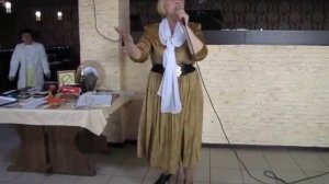 песня "Давайте выпьем за мужчин" поет А.Булатова