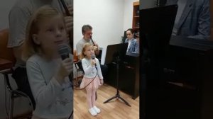 «ПЕСНЯ ФУНТИКА» - «Доброта». Агния Петровичева (5 лет). Педагог по вокалу Оксана Родина.