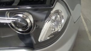 Улучшаем свет и меняем стёкла фар BMW X3 E83 .BI LED вместо ксенона