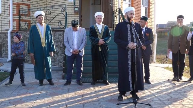 Туеш мәчете янында Тәрбия үзәгенә капсула урнаштыру. 07.05.2021 ел.