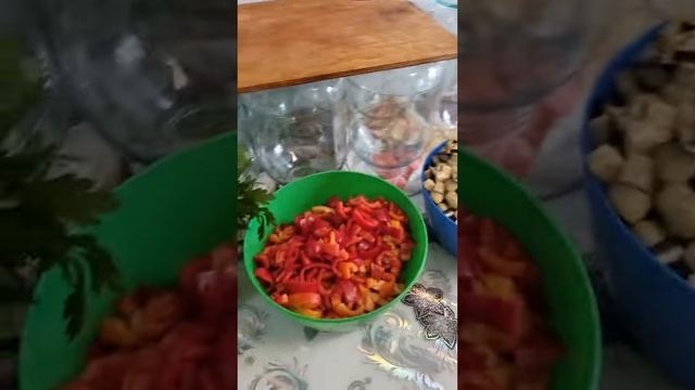 Заготовки на зиму #уралочка #деревенскаяжизнь #заготовкиназиму