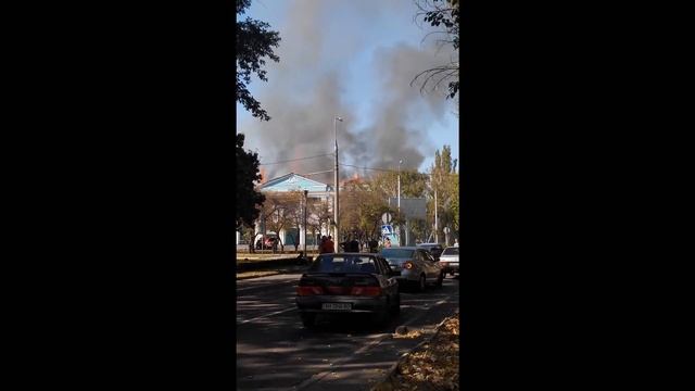 Донецк 27 08 2014 ДК на б Шевченко