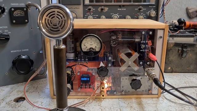 Ham Radio Receiver Transmitter Switsh смотреть онлайн