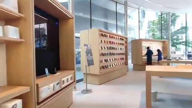 Inside Apple Central World Bangkok 2020