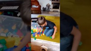 Как сделать пистолеты из конструктора