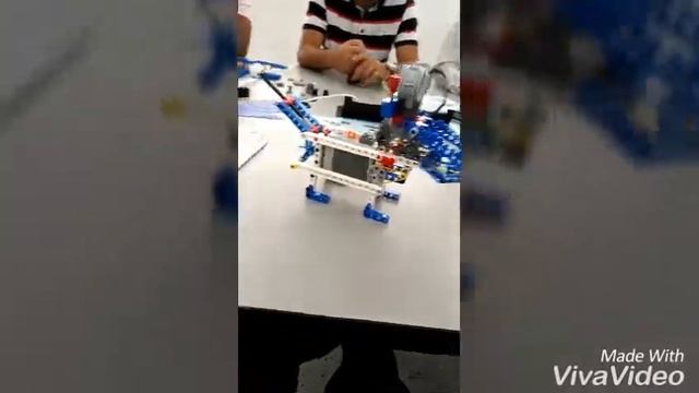 Práctica Kit LEGO Education 9686 y 45544 EV3 Introducción a la Ingeniería смотреть онлайн