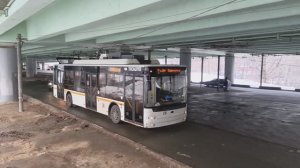 Троллейбус TMG-7207 Comfort в городе Видное у остановки "Станция Расторгуево" (27.12.2023)