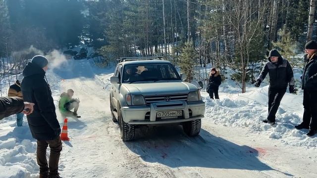 Škoda vs Subaru + AUDI Q7 | Subaru Levorg & Outback | Lexus LX470 | VW Touareg смотреть онлайн
