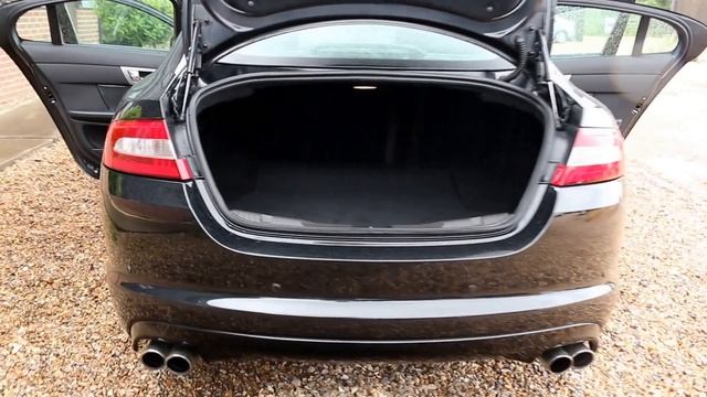 Jaguar XF R 5.0 V8 Supercharged Automatic in Ultimate Black with Full Black Extended Leather смотреть онлайн