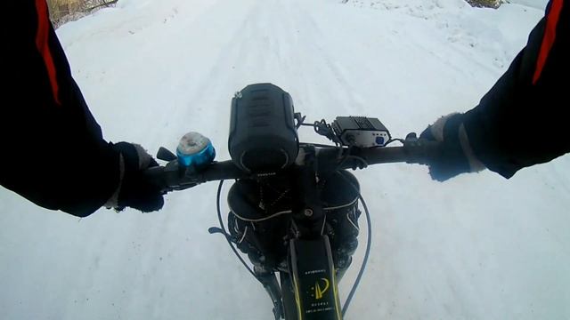 На работу на велосипеде. Отпугиватель медведей.
