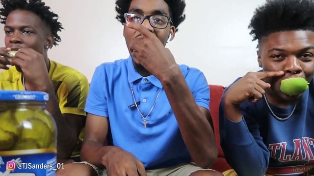 mBerry Taste Test! Did It Really Turn Sour Things Sweet? | *MUST WATCH* смотреть онлайн