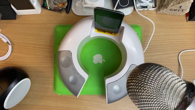 I found the worst iPod dock. смотреть онлайн