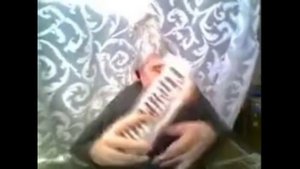 Жмыхнутый Геннадий Горин говорит "Учи уроки дебил"(см. описание)