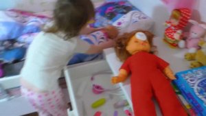 БЕБИ БОРН  ИГРАЕМ В ДОКТОРА С КУКЛАМИ БЕБИ БОН  ARE YOU SLEEPING BROTHER  JOHN Сrying baby doll