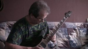 кавер на соло из "Crazy Train" Оззи Осборн