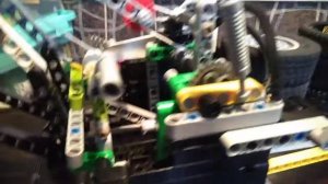 Подъемный кран из lego technic