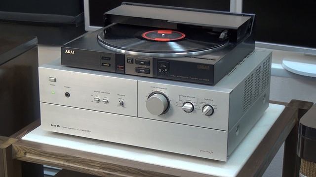Lo-D HA-7700 высшего класса усилитель с проигрывателем винила AKAI AP-M313