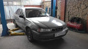 Замена правого привода всборе на Daewoo Nexia 1,5 Дэу Нексия 2003