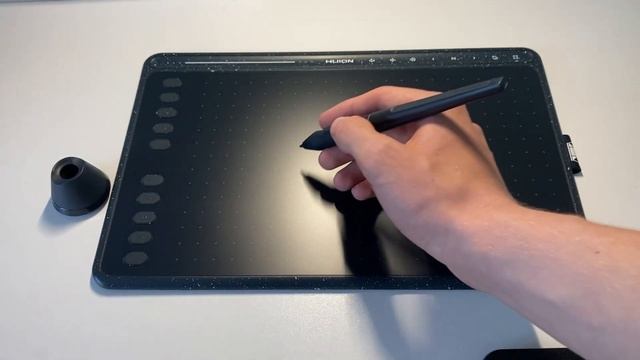 Drawing Tablet Review (Huion HS611)