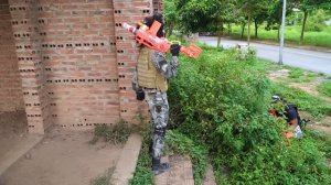 LTT Films : Silver Flash Warriors Nerf Guns Fight Crime Group BIGMAN Mask Death Squad