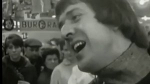 Звезды 60-х и 70-х Sonny & Cher c песней ,,Little Man".