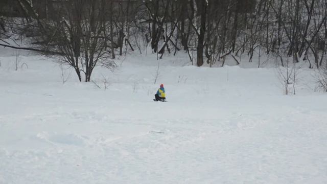 Юные звонари осваивают зимние виды спорта! смотреть онлайн