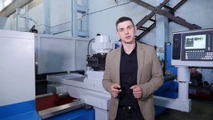 Тяжелый токарный станок с ЧПУ модели РТ755Ф3. Сделано в Рязани