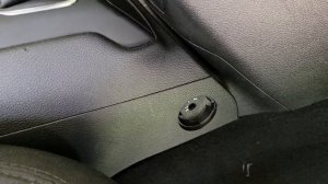 2020 Jeep Wrangler JL / Jeep Gladiator airbag control module removal.