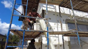 Дом за 100 дней из пескобетонных блоков утеплили ППС16ф, перетяжка базового армирующего слоя клеем