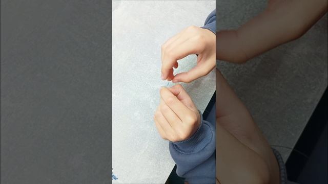 Делаю необычное кольцо из бисера.
